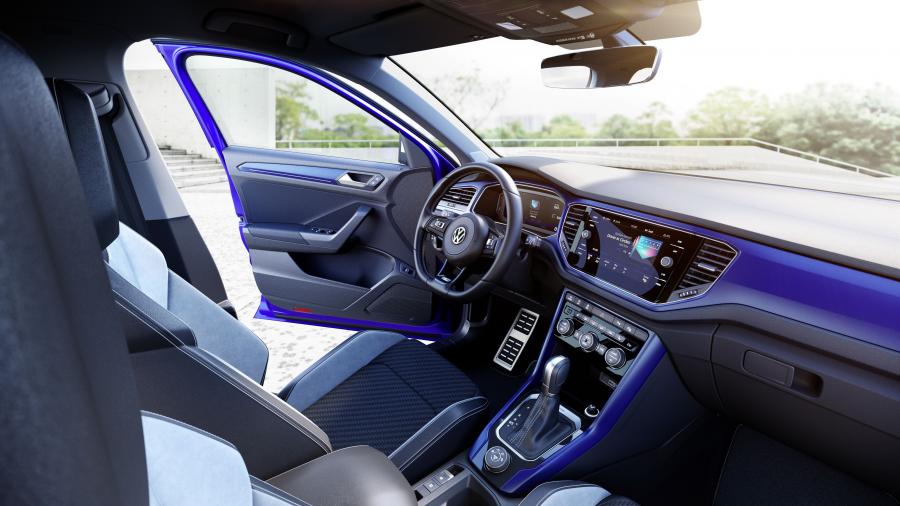 Интерьер Volkswagen T-Roc R 2019 года  (WW) (фото 4 из 53)